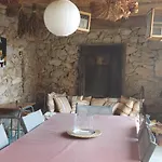 La Croisee Des Arts Nocleg ze śniadaniem La Bastide-l'Eveque