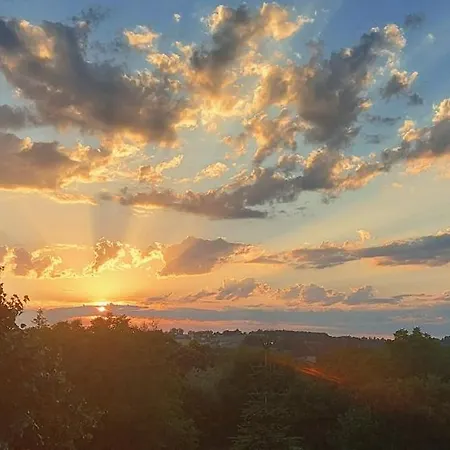 La Croisee Des Arts לינה וארוחת בוקר *