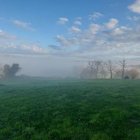 La Croisee Des Arts לינה וארוחת בוקר