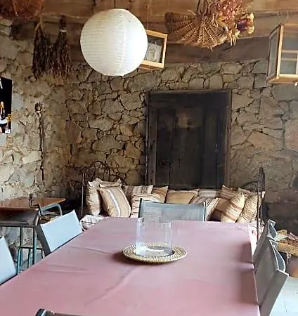 فندق مبيت وإفطار La Croisee Des Arts La Bastide-l'Eveque